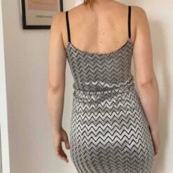 Robe Argentée- 34 / 36 -Cachare Vetements Magasin 045703f9 e516 4d14 a554 3ce0b79d6ff1