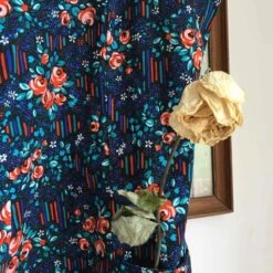 Robe à Fleurs- 46 / 48 -Cachare Vetements Magasin 07e96616 00fe 4ab3 88a3 93bd1c3a064e