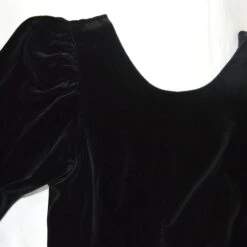 Robe En Velours- 34 / 36 -Cachare Vetements Magasin 1a19a9ad bd02 4c79 95f4 824125fe2c8f