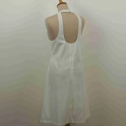 Robe Dos Nu- 42 -Cachare Vetements Magasin 1f4ed3de 8c24 4fea 98a0 11d3e90ef71e