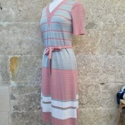 Robe à Rayures- 38 / 40 -Cachare Vetements Magasin 2a5ce936 c4a4 4028 8279 81f3ed8612e1