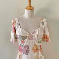 Robe Cacharel- 34 / 36 -Cachare Vetements Magasin 2ebac216 9556 41de bacb 2082915fc021