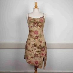 Robe Mini à Fleurs- 38 -Cachare Vetements Magasin 4630ba3b bcbc 43a4 95c9 a51ea0e8dfd3