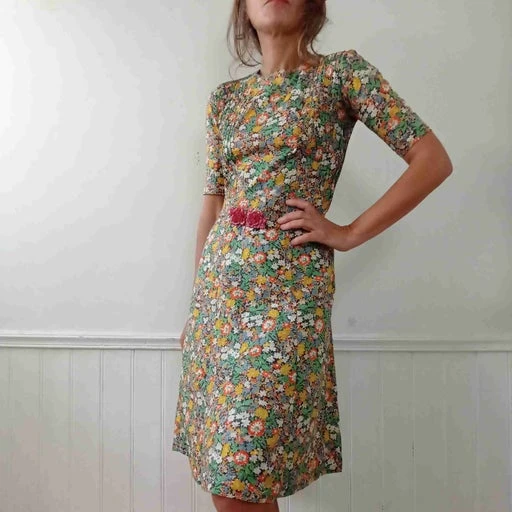 Robe Cacharel à Fleurs.- 34 / 36 2 Robe Cacharel à Fleurs.- 34 / 36 – Image 2