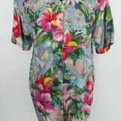Robe Boutonnée à Fleurs- 38 / 40 -Cachare Vetements Magasin 615f184b 1982 4d32 8e7a f07f3d967cf7
