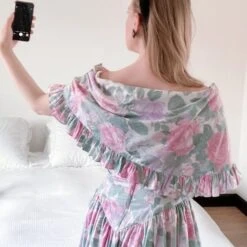 Robe à Volants- 38 / 40 -Cachare Vetements Magasin 6909c435 efb7 4dde a1d2 9eee876c13bf