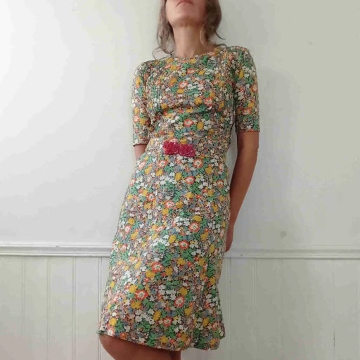 Robe Cacharel à Fleurs.- 34 / 36 4 Robe Cacharel à Fleurs.- 34 / 36 – Image 4