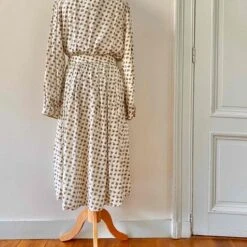 Robe Chemise En Soie- 38 -Cachare Vetements Magasin 784d412f 171d 485d bf62 b5dd5277e969