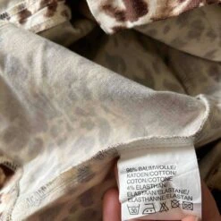 Robe Léopard- 40 / 42 -Cachare Vetements Magasin 9864f70c 88a5 4fda 93ab 2992c46f7069