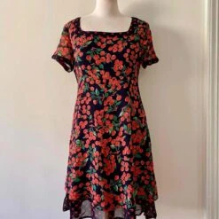 Robe Mini Cerises Et Pois- 36 -Cachare Vetements Magasin 9b54af52 6875 4581 aaf5 fbfae52f689d