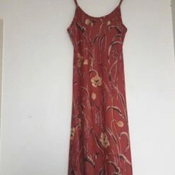 Robe à Fleurs- 32 / 34 -Cachare Vetements Magasin Robe a fleurs 4157