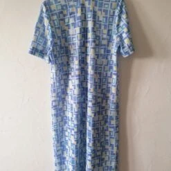 Robe Midi à Motifs- 42 / 44 -Cachare Vetements Magasin Robe midi a motifs 82