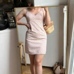 Mini Robe à Fleurs- 38 / 40 -Cachare Vetements Magasin a02c9a22 50a4 4e37 8f4e 3ac60067e3c6