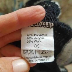 Robe Ajourée 80's- 38 -Cachare Vetements Magasin a497f960 5be9 4b98 8720 90148ae1a920