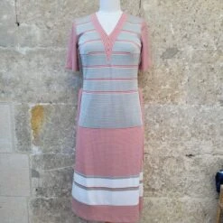 Robe à Rayures- 38 / 40 -Cachare Vetements Magasin ac94d584 926e 4026 a6c4 d37a34c194d4