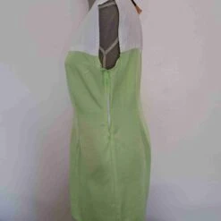 Robe Droite Sans Manches- 38 / 40 -Cachare Vetements Magasin b2c2f651 ff32 439e bd55 eda0d0350192