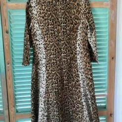 Robe Panthére- 36 -Cachare Vetements Magasin bc9c86b5 a34d 4cfb 8dde 1c1f421c568b