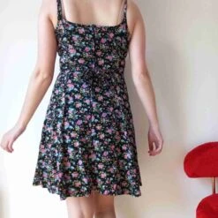 Robe à Fleirs- 38 / 40 -Cachare Vetements Magasin d5e97398 f034 4c0d b422 32ed10607f39