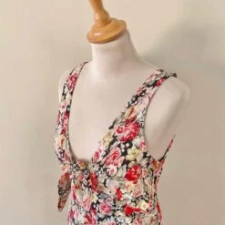 Robe Midi à Fleurs- 36 / 38 -Cachare Vetements Magasin dd65f101 9e8f 4e76 b4f4 253d511429af
