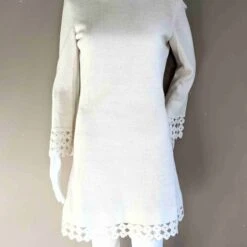 Robe En Crochet- 34 / 36 -Cachare Vetements Magasin e9dc977a 2f02 4faf b910 0e39be2b2d84