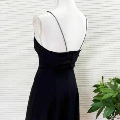 Robe Noire- 36 -Cachare Vetements Magasin f6afa142 c502 42b9 baf7 2bd544c434cb